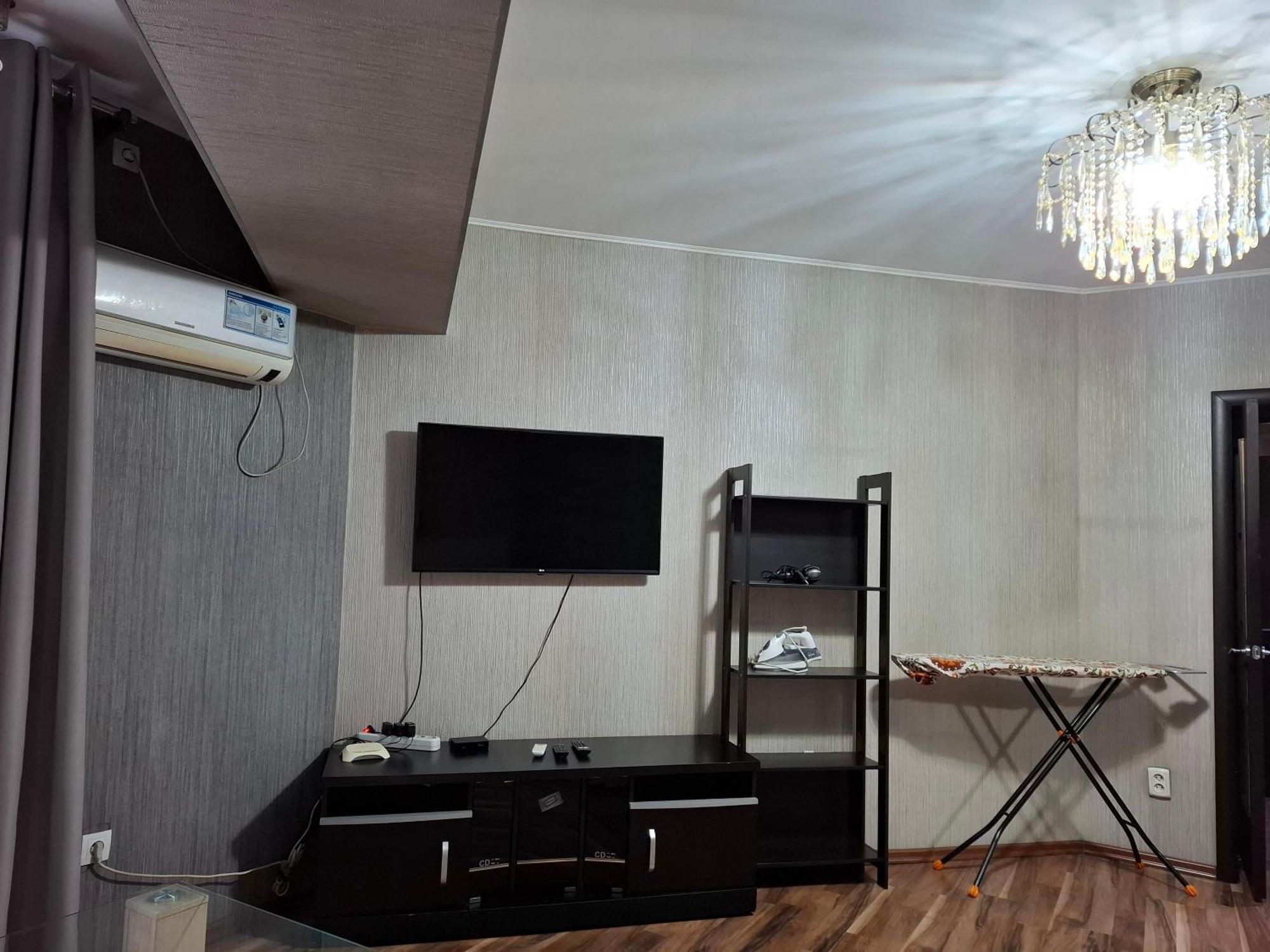 Apartment In Street Kievskaya 49 Biskek Kültér fotó